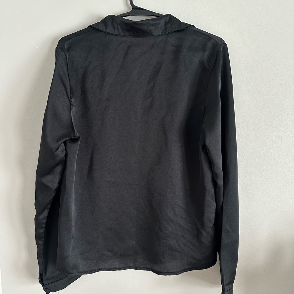 Women's Black Button Down Shirt NWOT - Picture 2 of 4